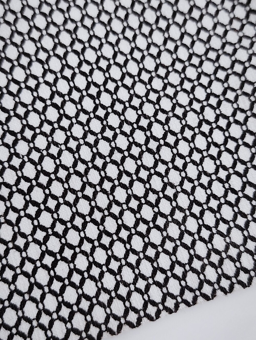 Hilary Radley Black and White Printed Pants Stretch size 8 - Picture 3 of 9